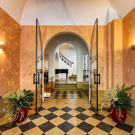 Par056 - Mansion-style By Parc Monceau