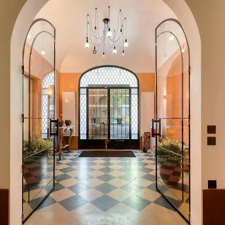 Par056 - Mansion-style By Parc Monceau *